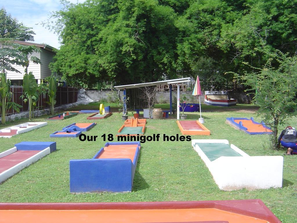 Mini-Golf **** & Resort Ubon Ratchathani Εξωτερικό φωτογραφία