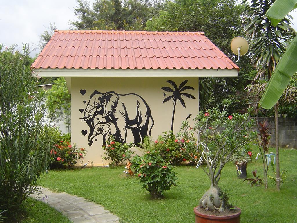 Mini-Golf **** & Resort Ubon Ratchathani Εξωτερικό φωτογραφία